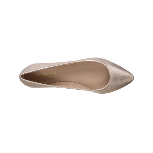 Gold Ballet Flats Spring Flats. 💥🌸 - Picture 2 of 6